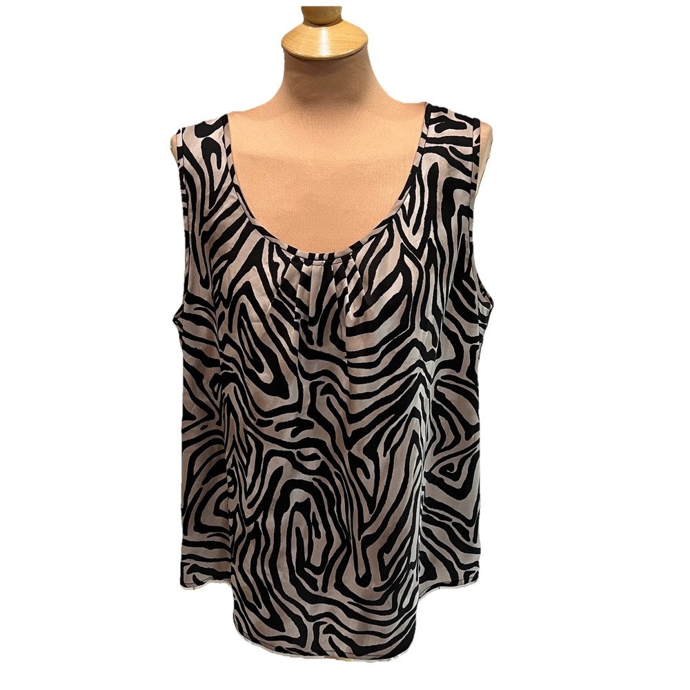 Chico's Silky Sleeveless Top Animal Print Tank‎ Blouse Dressy